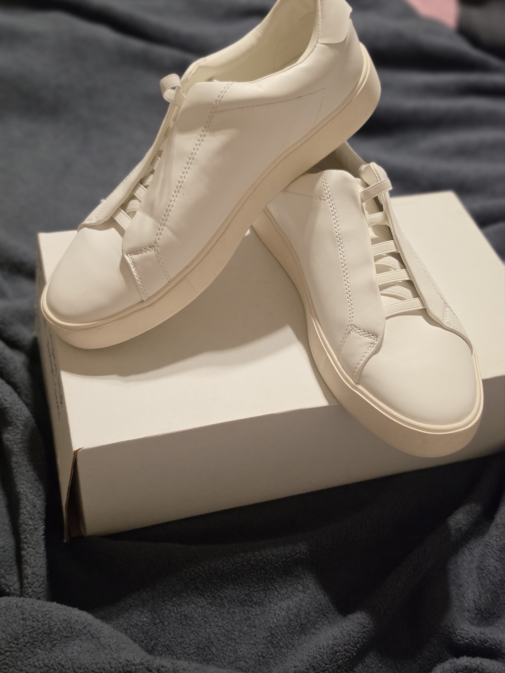 Nordstrom Men’s Cream Leather Low-Top Sneakers